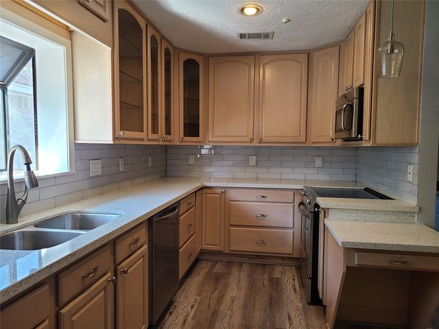4706 Owens Creek Lane, Spring, TX 77388