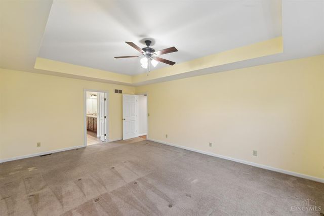 2 Clarke Court, Glendale, OH 45246