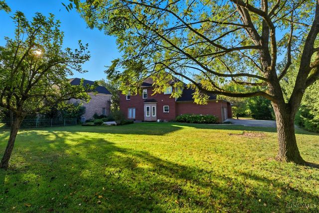 2 Clarke Court, Glendale, OH 45246