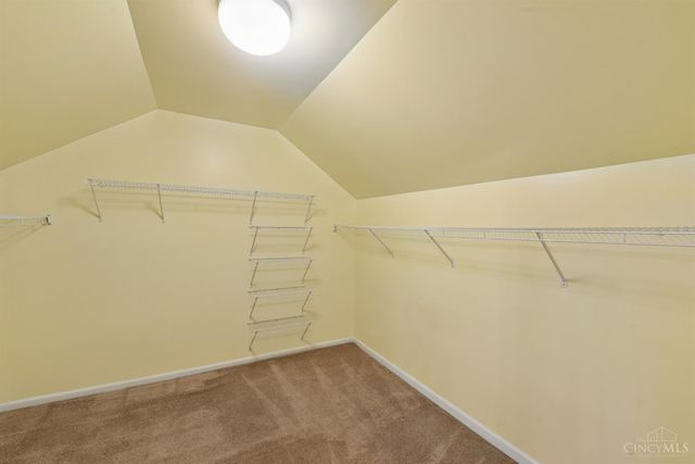 2 Clarke Court, Glendale, OH 45246