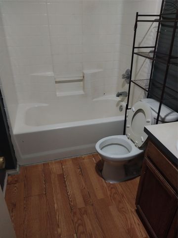 3100 Hale Avenue, Fort Worth, TX 76106