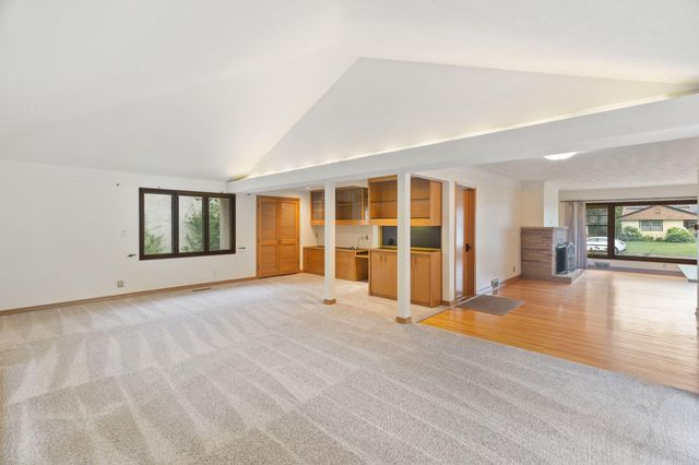 1390 Skillman Avenue W, Roseville, MN 55113