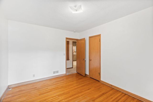 1390 Skillman Avenue W, Roseville, MN 55113