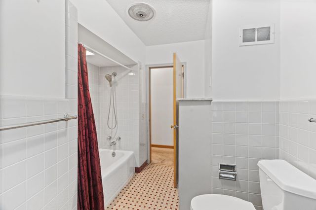 1390 Skillman Avenue W, Roseville, MN 55113