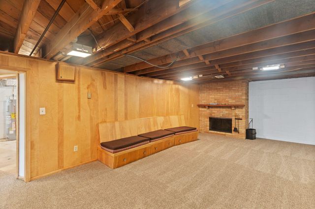 1390 Skillman Avenue W, Roseville, MN 55113