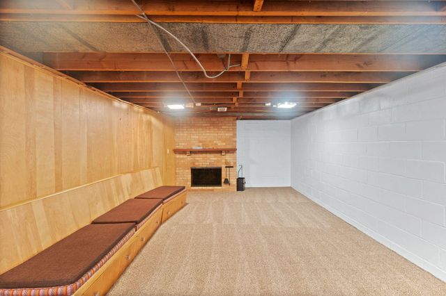 1390 Skillman Avenue W, Roseville, MN 55113