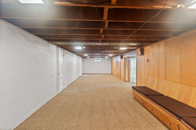 1390 Skillman Avenue W, Roseville, MN 55113