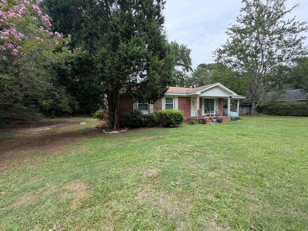 102 Ballentine Street, Moncks Corner, SC 29461