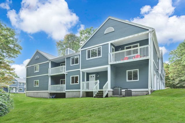 302 Fairmount Drive B, Monroe, CT 06468