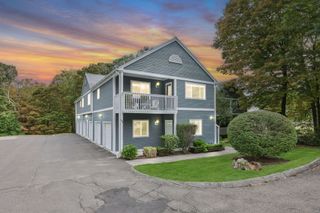 302 Fairmount Drive B, Monroe, CT 06468