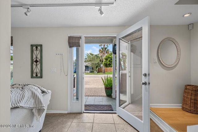 436 9TH Avenue S, Jacksonville Beach, FL 32250
