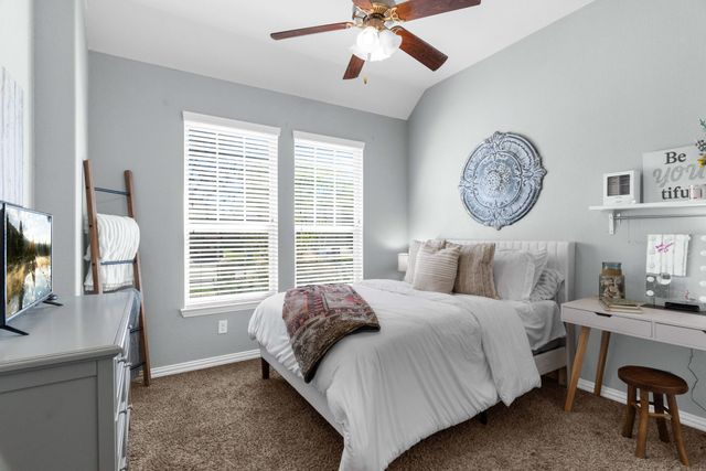 5604 Datewood Lane, Mckinney, TX 75071