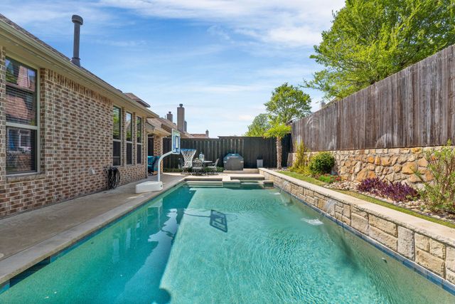5604 Datewood Lane, Mckinney, TX 75071