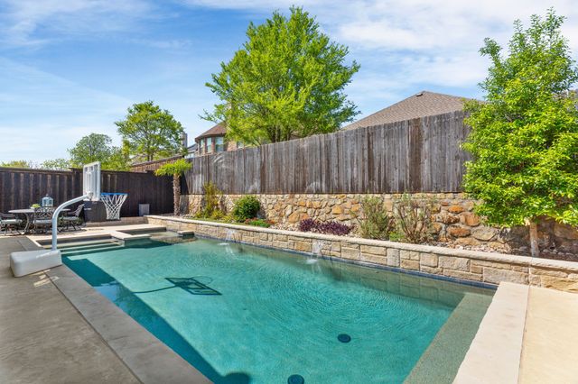 5604 Datewood Lane, Mckinney, TX 75071