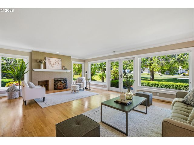 7788 Sw ARBOR GLEN Ct, Wilsonville, OR 97070