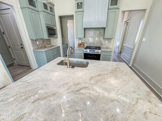 201 Porch View Dr, Lafayette, LA 70508