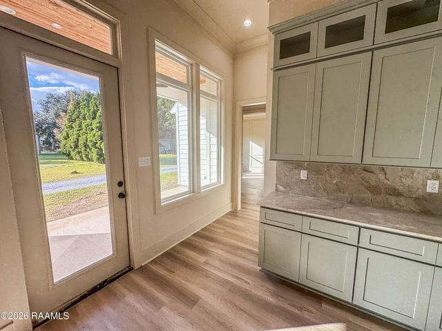 201 Porch View Dr, Lafayette, LA 70508