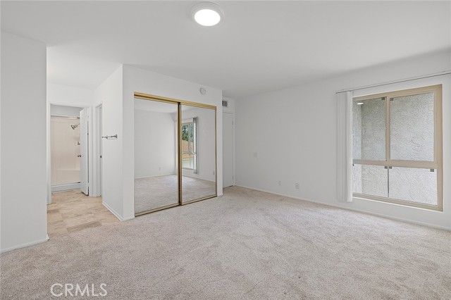4622 Park Granada 80, Calabasas, CA 91302
