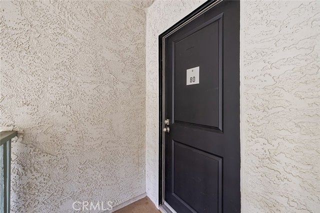 4622 Park Granada 80, Calabasas, CA 91302