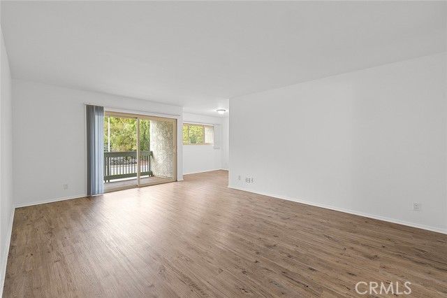 4622 Park Granada 80, Calabasas, CA 91302