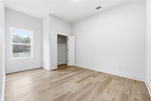 2009 Kenwood SE Place, Smyrna, GA 30082