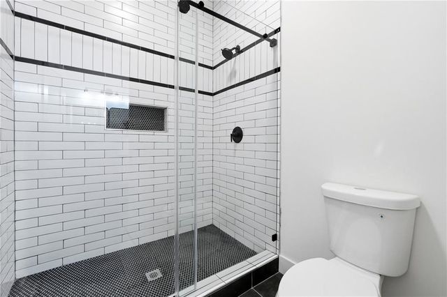 2009 Kenwood SE Place, Smyrna, GA 30082