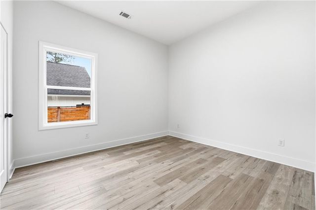 2009 Kenwood SE Place, Smyrna, GA 30082