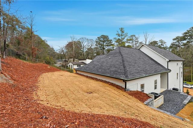 2009 Kenwood SE Place, Smyrna, GA 30082