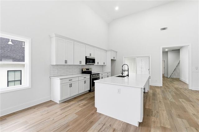 2009 Kenwood SE Place, Smyrna, GA 30082