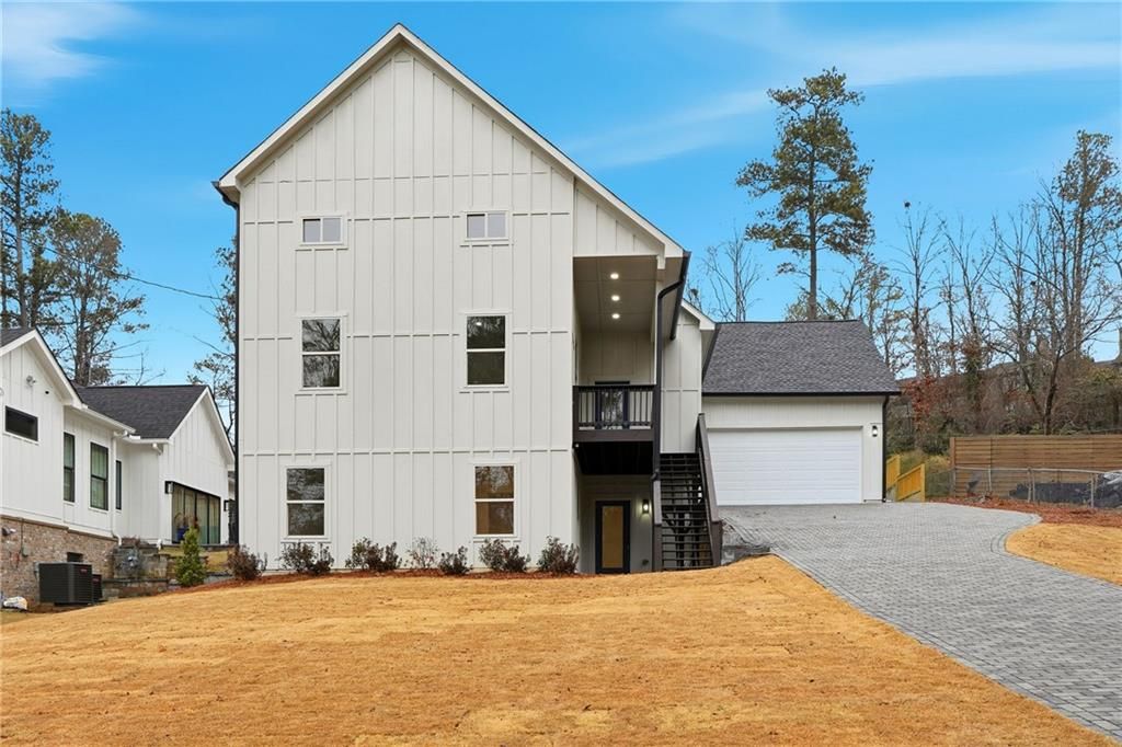 2009 Kenwood SE Place, Smyrna, GA 30082