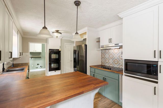 8215 Winding Hill Lane, Spring, TX 77379