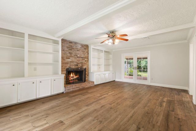 8215 Winding Hill Lane, Spring, TX 77379