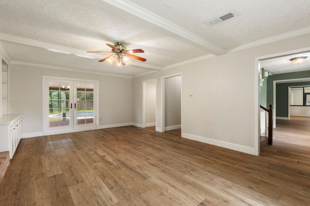 8215 Winding Hill Lane, Spring, TX 77379