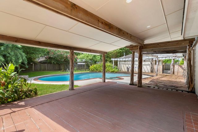 8215 Winding Hill Lane, Spring, TX 77379