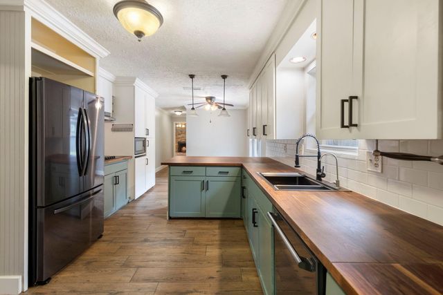8215 Winding Hill Lane, Spring, TX 77379