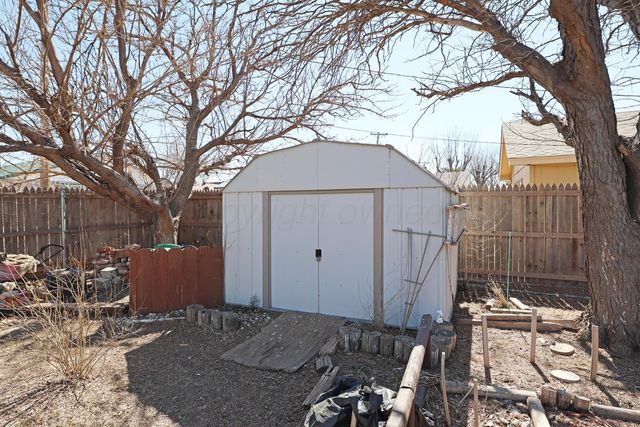 1828 N Christy Street, Pampa, TX 79065