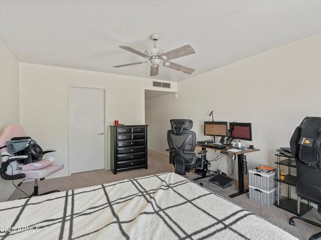 5725 N CAMINO DE LAS ESTRELLAS --, Tucson, AZ 85718