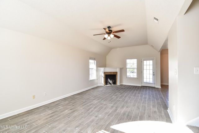 1116 Warwick Place, Southaven, MS 38671