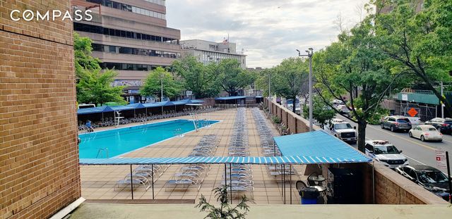 7025 Yellowstone Blvd Apt 2M, New York City, NY 11375