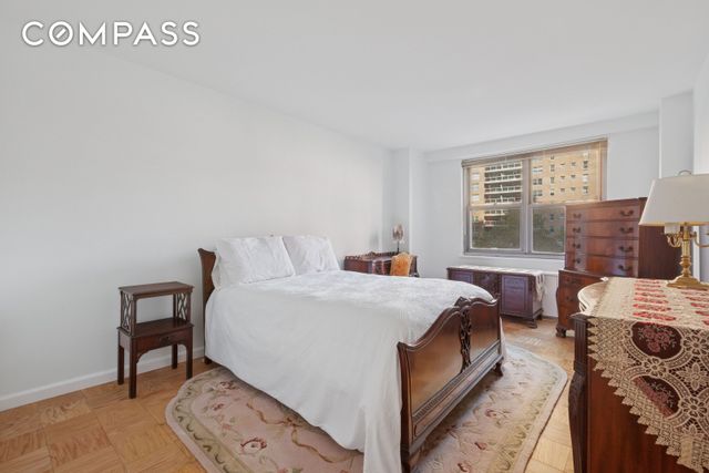 7025 Yellowstone Blvd Apt 2M, New York City, NY 11375