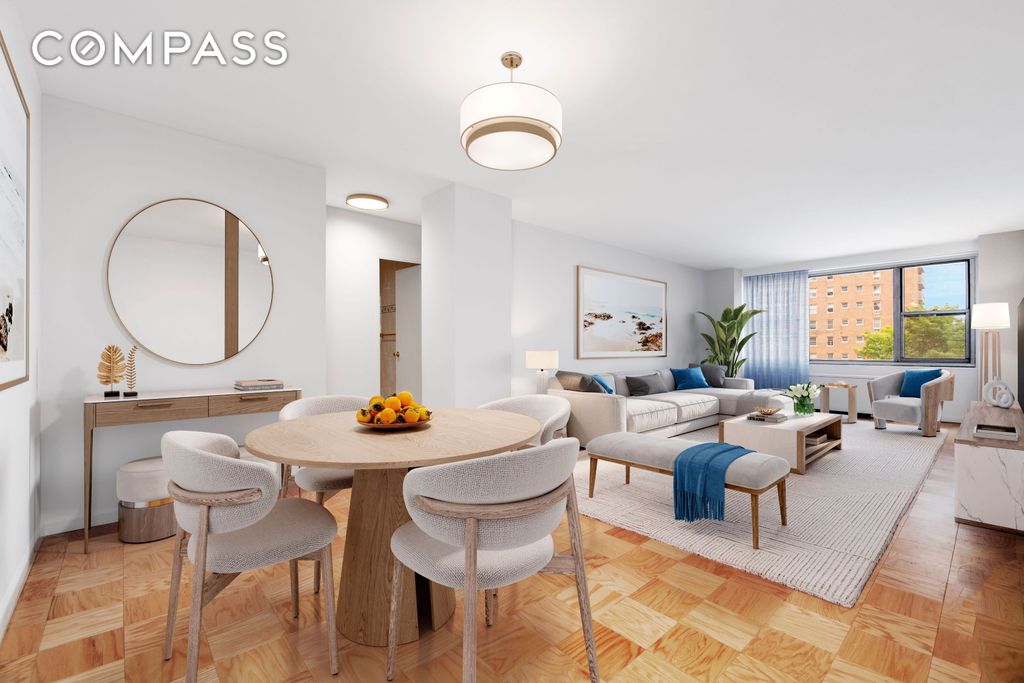 7025 Yellowstone Blvd Apt 2M, New York City, NY 11375