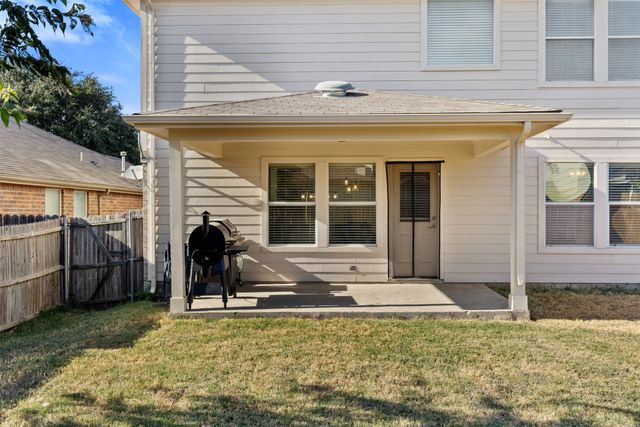 1728 Flamingo Drive, Little Elm, TX 75068