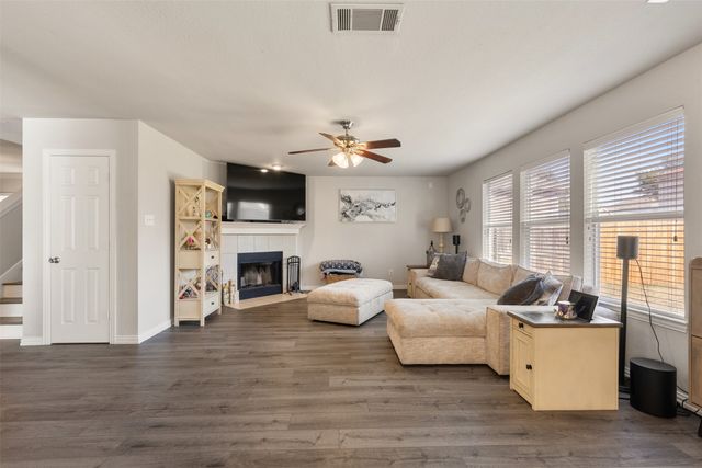 1728 Flamingo Drive, Little Elm, TX 75068
