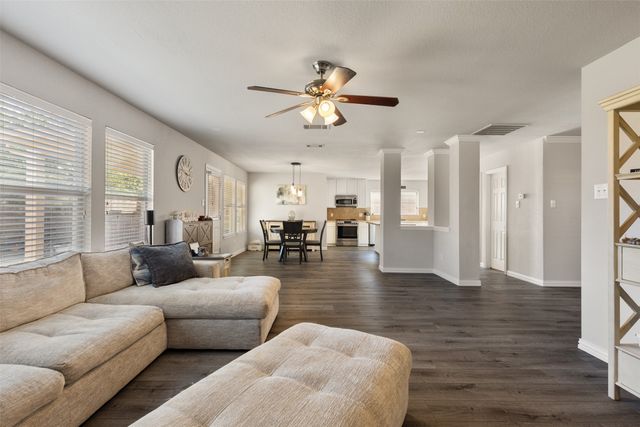 1728 Flamingo Drive, Little Elm, TX 75068