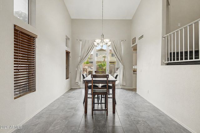 1557 E DOUGLAS Avenue, Gilbert, AZ 85234