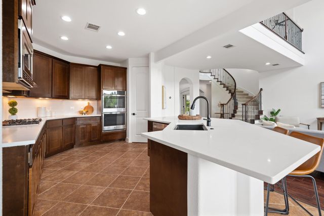 12804 Wooded Lake CT, Austin, TX 78732