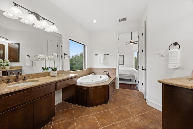 12804 Wooded Lake CT, Austin, TX 78732