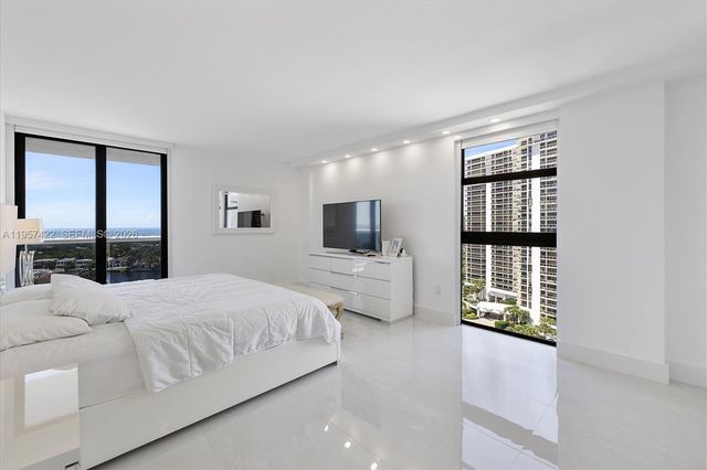 20515 E Country Club Drive 1747, Aventura, FL 33180