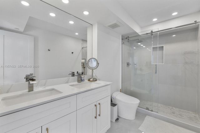 20515 E Country Club Drive 1747, Aventura, FL 33180