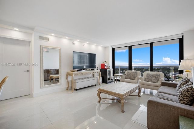 20515 E Country Club Drive 1747, Aventura, FL 33180